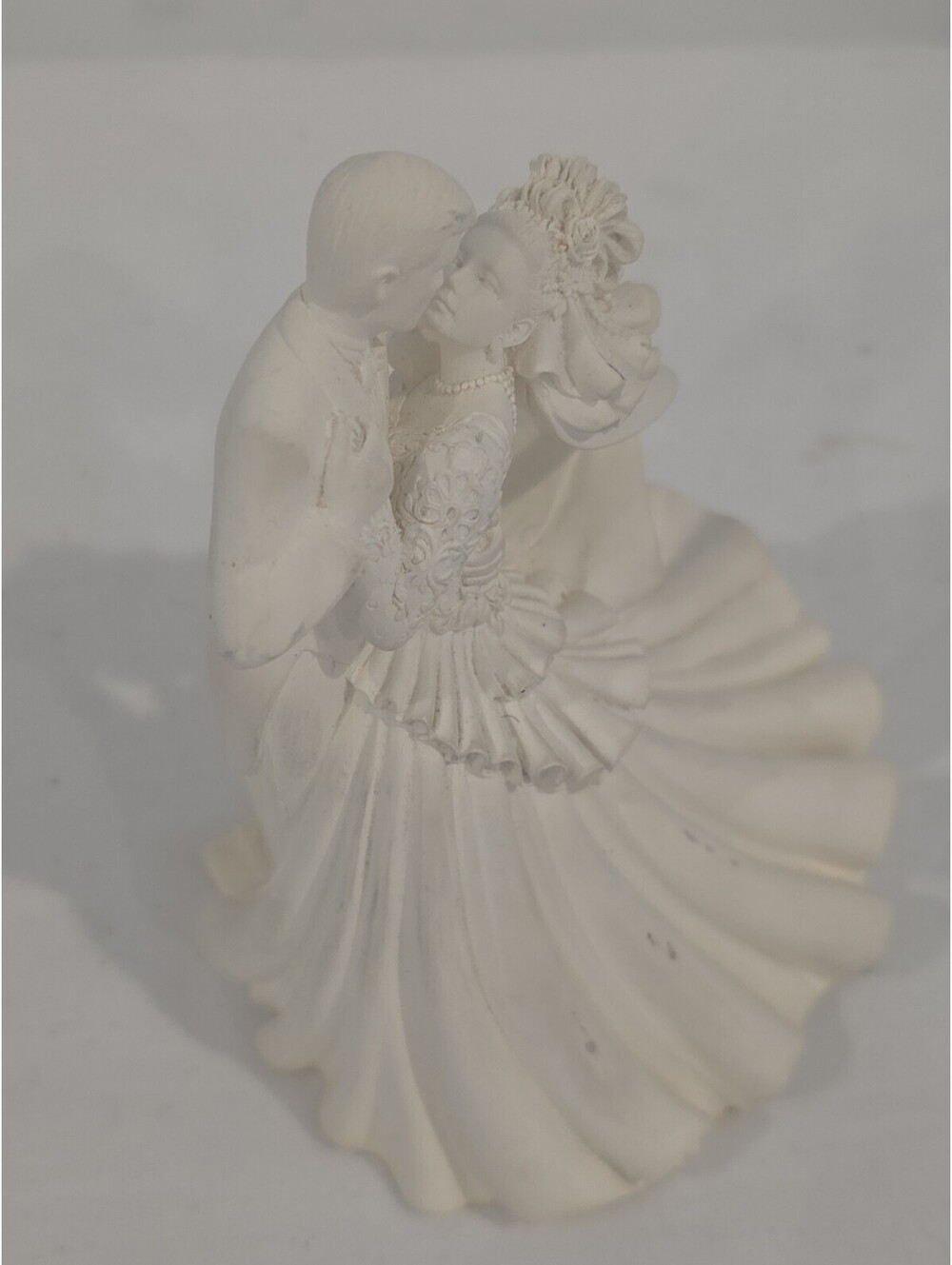 BRIDE & GROOM FIRST ROMANTIC DANCE *WILTON BIANCA WEDDING CAKE TOPPER Good Cond